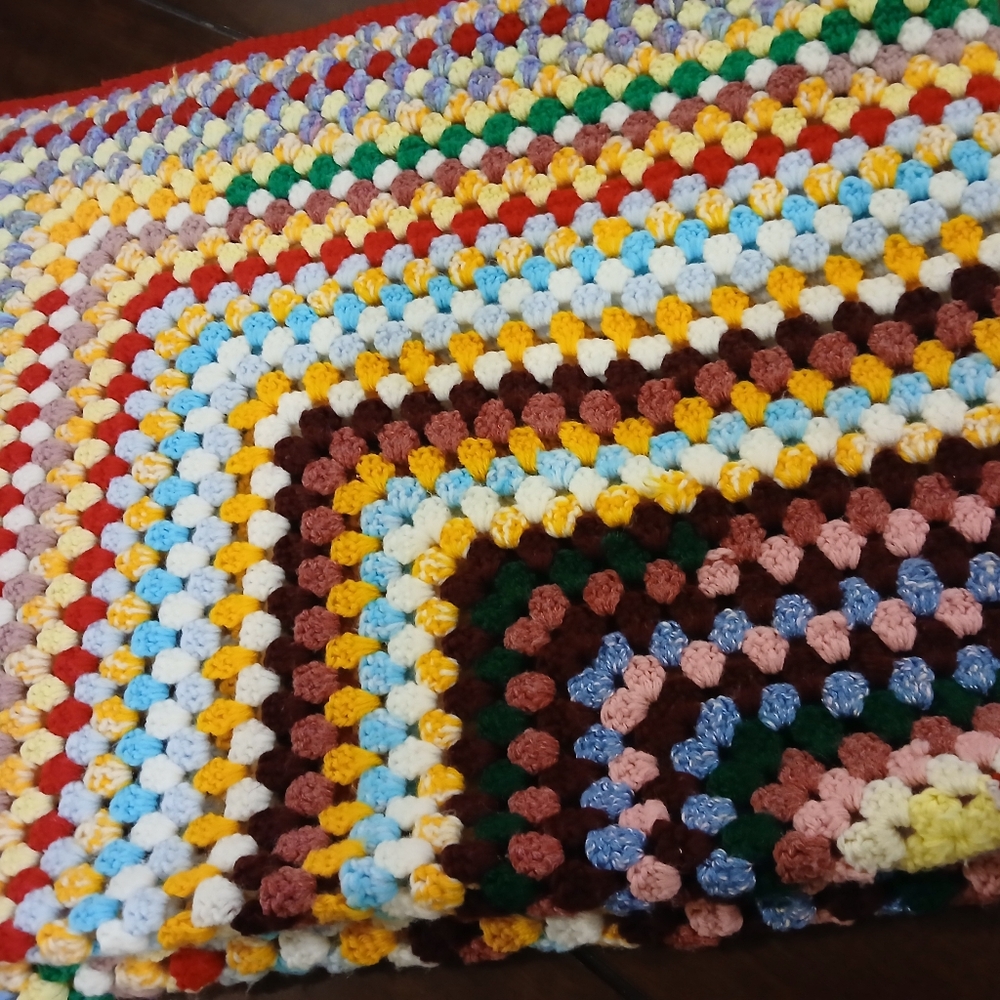 Vintage Colorful Crochet Spirak Granny Square Blanket - Picture 4 of 5